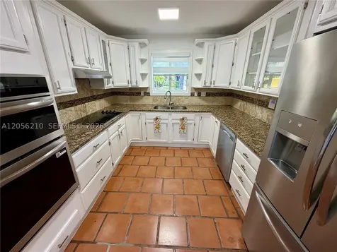 9340 Jamaica Drive Cutler Bay FL 33189