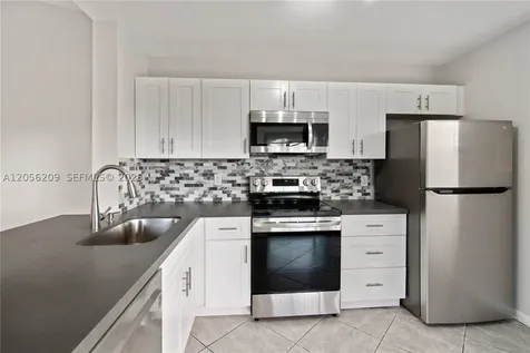 1197 Washington Circle Homestead FL 33034