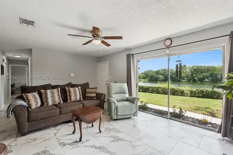 4541 Ring Neck Road Orlando FL 32808