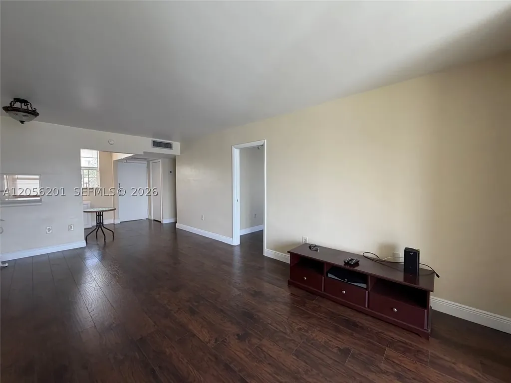 3020 Marcos Drive Aventura FL 33160