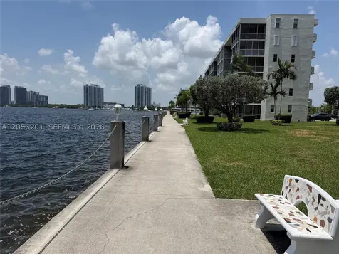 3020 Marcos Drive Aventura FL 33160