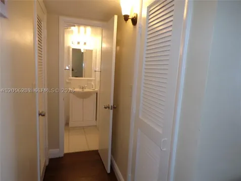 3020 Marcos Drive Aventura FL 33160