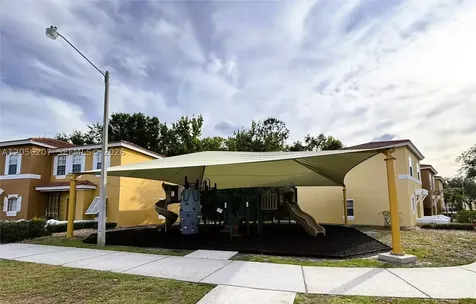 1037 Park Ridge Circle Kissimmee FL 34746