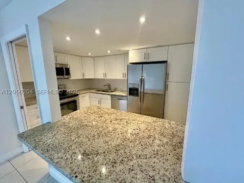 1000 Quayside Terrace Miami FL 33138