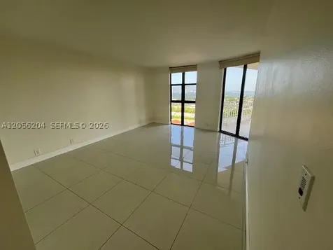 1000 Quayside Terrace Miami FL 33138