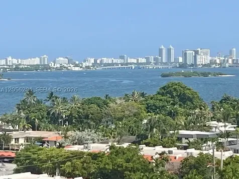 1000 Quayside Terrace Miami FL 33138