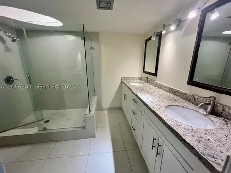 1000 Quayside Terrace Miami FL 33138