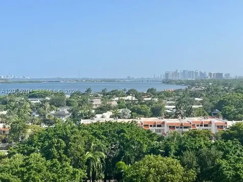 1000 Quayside Terrace Miami FL 33138