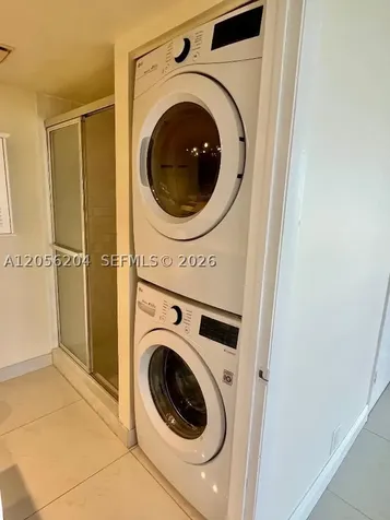 1000 Quayside Terrace Miami FL 33138