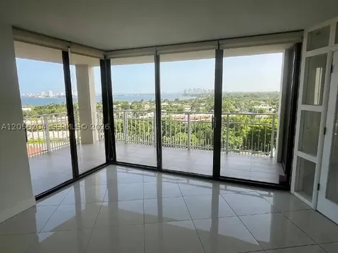 1000 Quayside Terrace Miami FL 33138