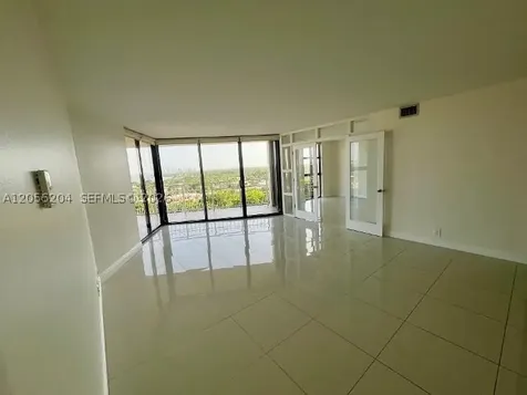 1000 Quayside Terrace Miami FL 33138