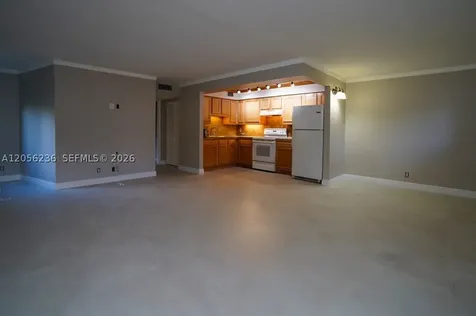 1815 Fairview Villas Drive Palm Springs FL 33406