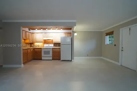 1815 Fairview Villas Drive Palm Springs FL 33406