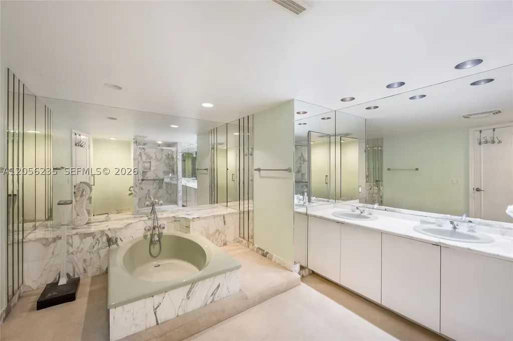 2200 S Ocean Lane Fort Lauderdale FL 33316