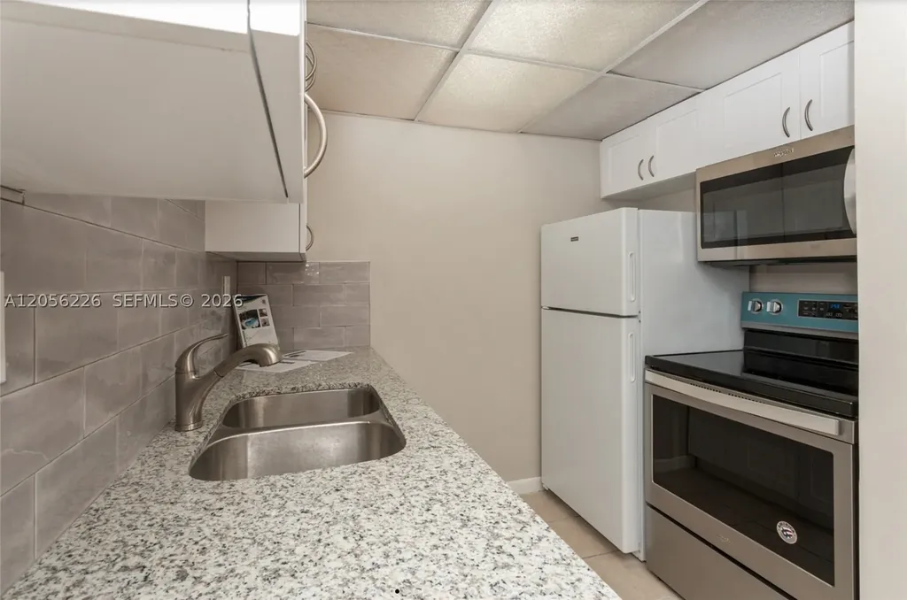 2145 Pierce Street Hollywood FL 33020
