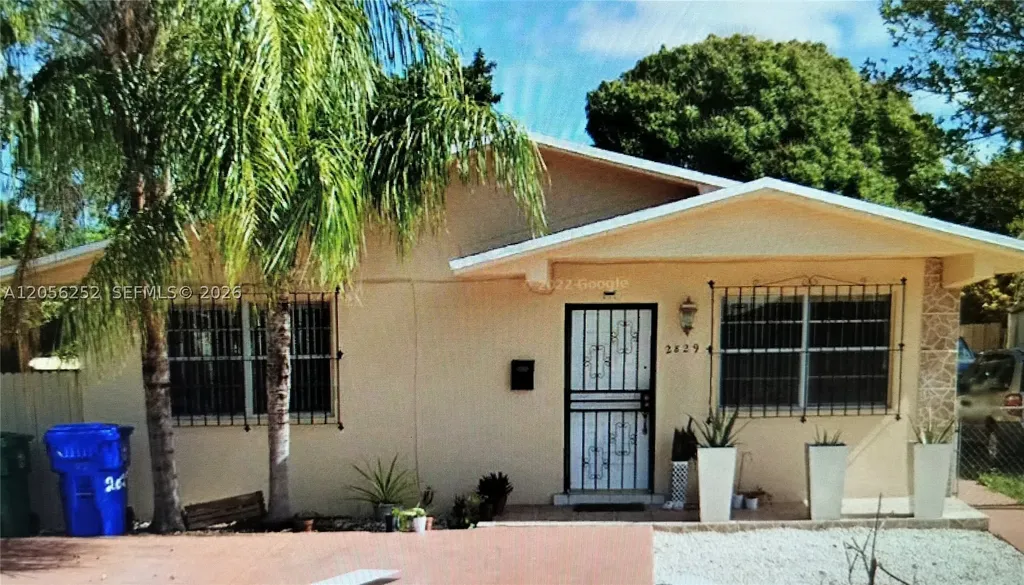 2829 SW 38th Court Miami FL 33134
