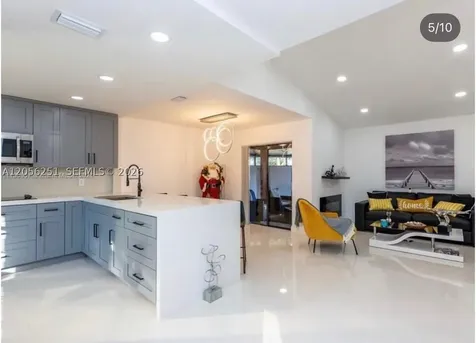 6552 NW 172nd Lane Hialeah FL 33015