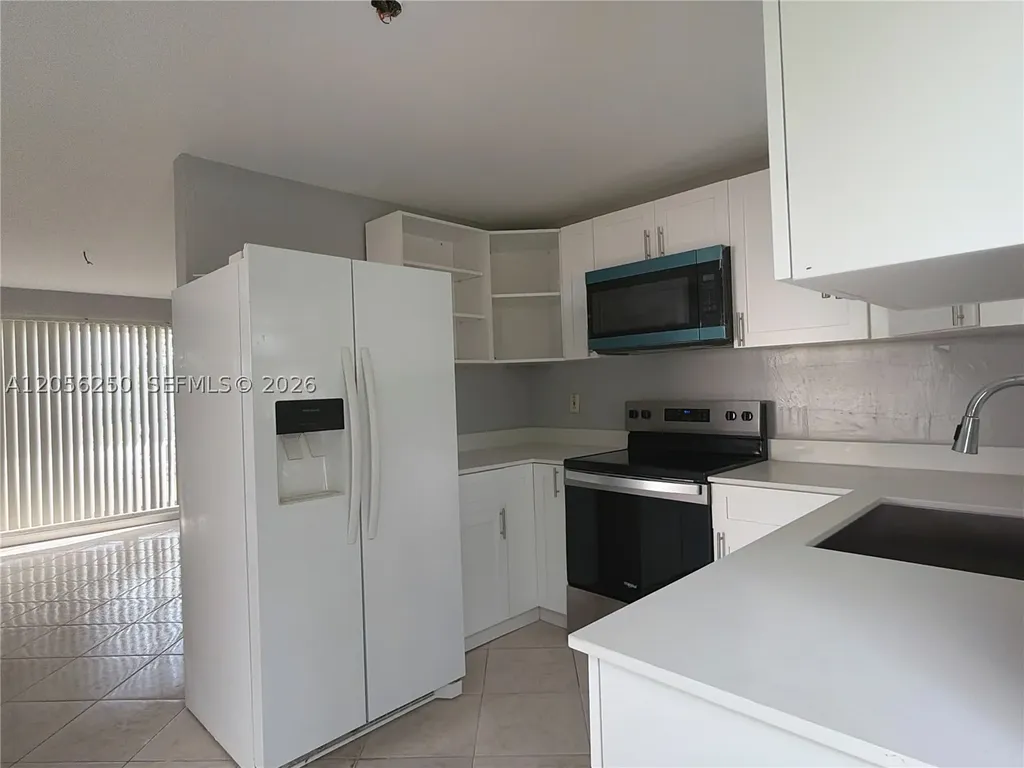 4940 SW 18th Street Fort Lauderdale FL 33317
