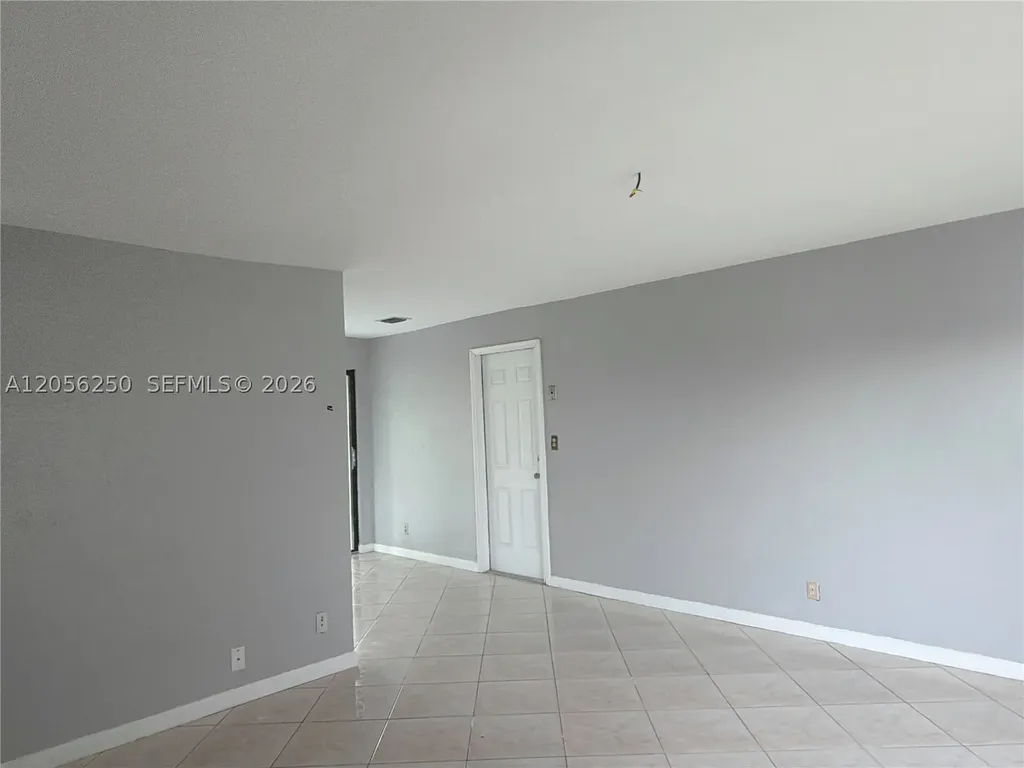 4940 SW 18th Street Fort Lauderdale FL 33317