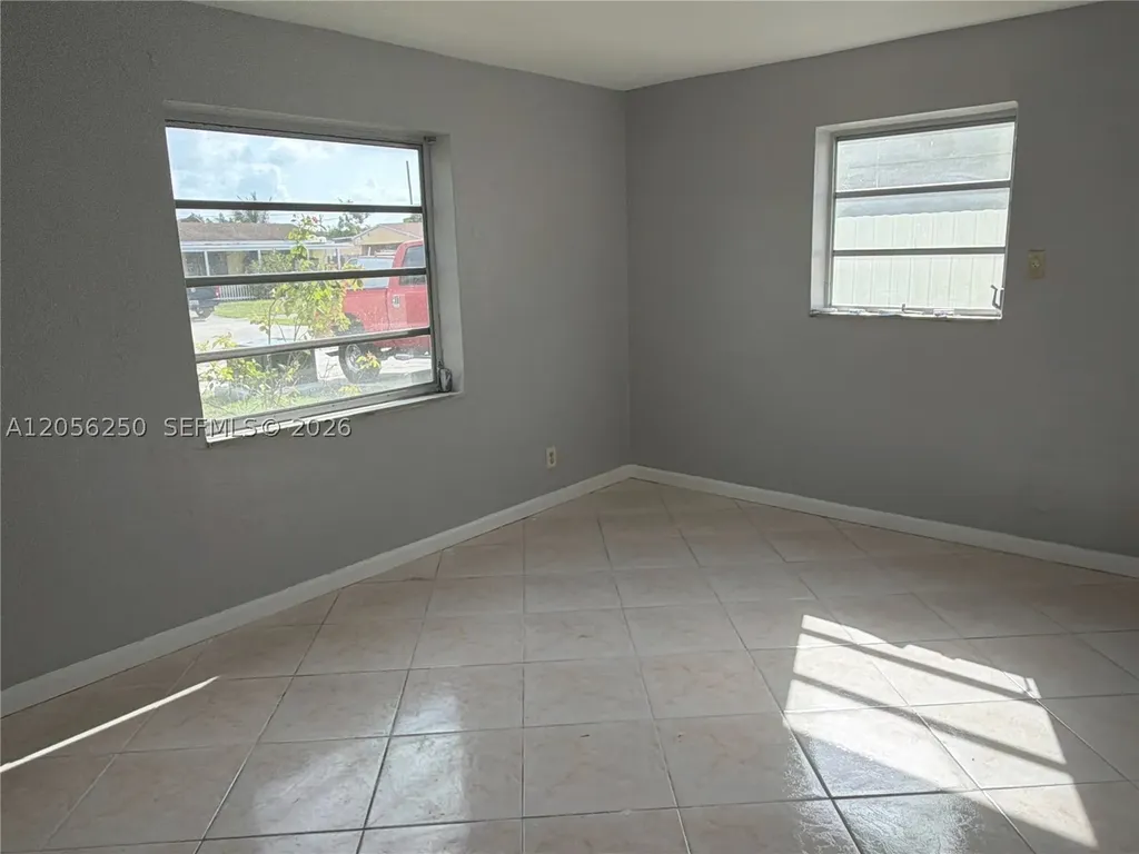 4940 SW 18th Street Fort Lauderdale FL 33317