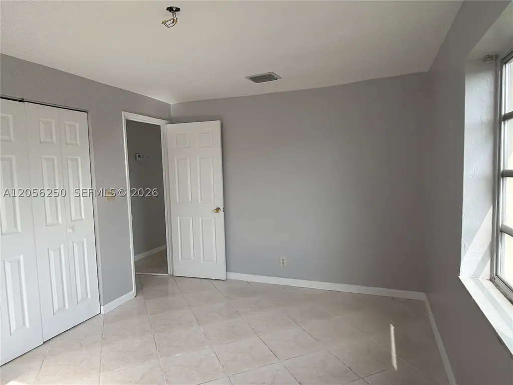 4940 SW 18th Street Fort Lauderdale FL 33317