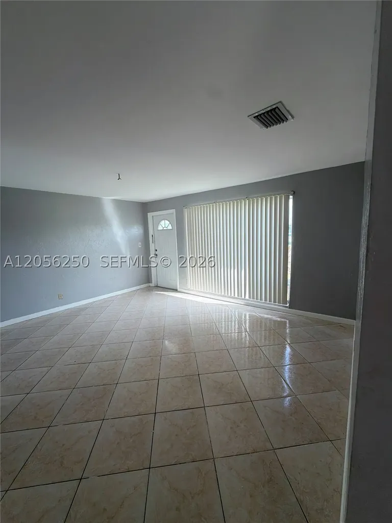 4940 SW 18th Street Fort Lauderdale FL 33317