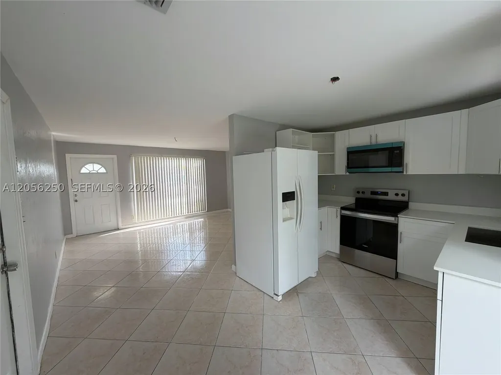 4940 SW 18th Street Fort Lauderdale FL 33317