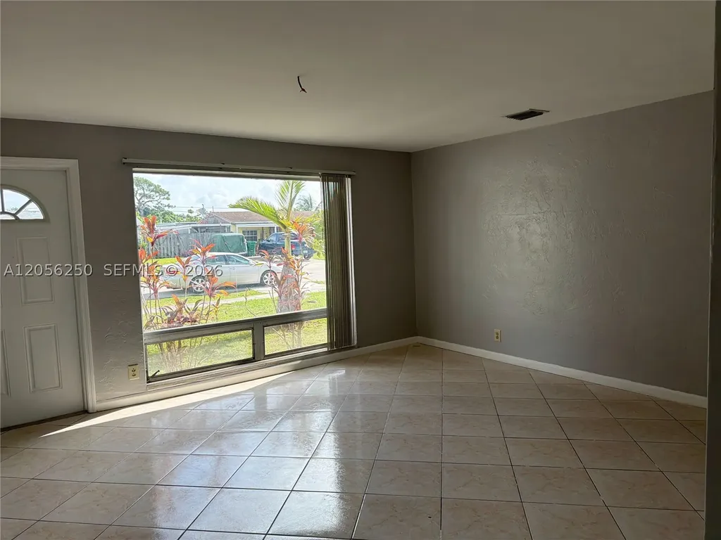 4940 SW 18th Street Fort Lauderdale FL 33317