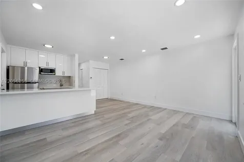 2641 SW 29th Court Miami FL 33133