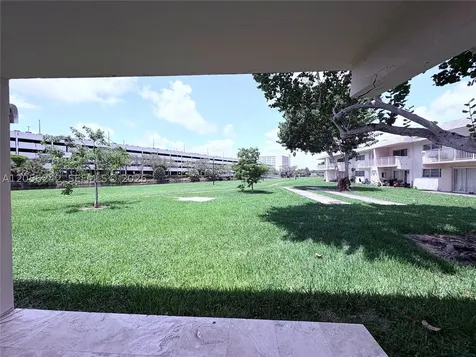 7348 SW 82nd Street Miami FL 33143