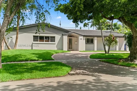 930 NE 182nd Terrace North Miami Beach FL 33162