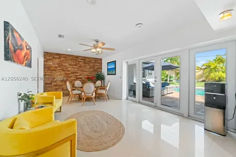 930 NE 182nd Terrace North Miami Beach FL 33162