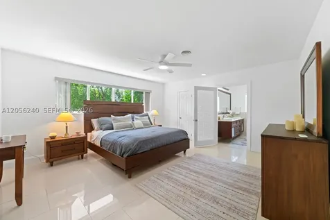 930 NE 182nd Terrace North Miami Beach FL 33162