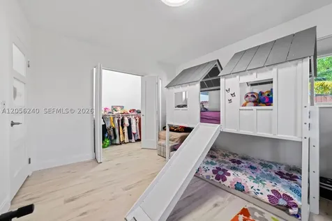 930 NE 182nd Terrace North Miami Beach FL 33162