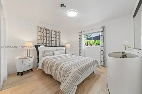 930 NE 182nd Terrace North Miami Beach FL 33162
