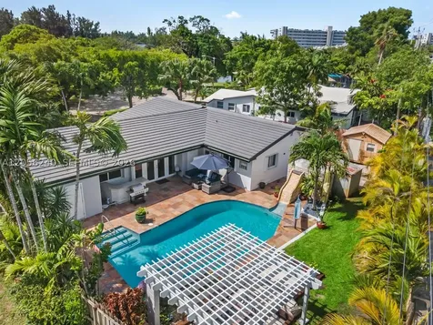 930 NE 182nd Terrace North Miami Beach FL 33162