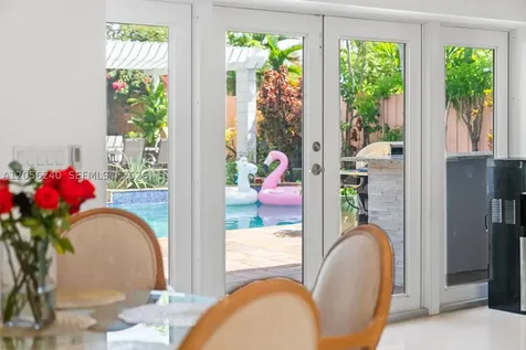 930 NE 182nd Terrace North Miami Beach FL 33162