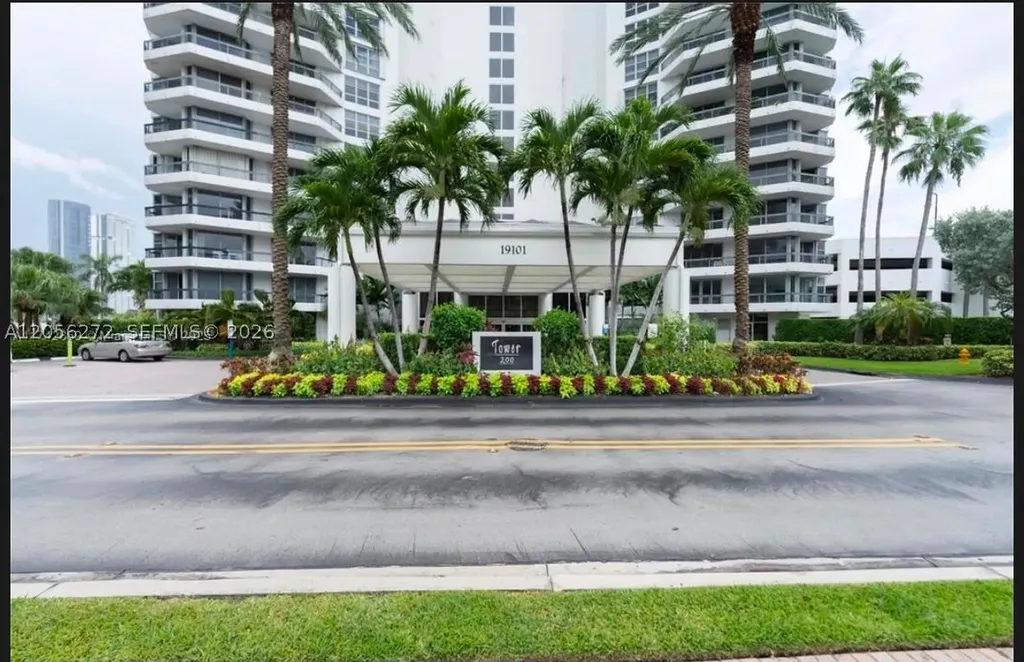 19101 NE 36th Court Aventura FL 33180
