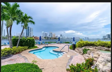 19101 NE 36th Court Aventura FL 33180