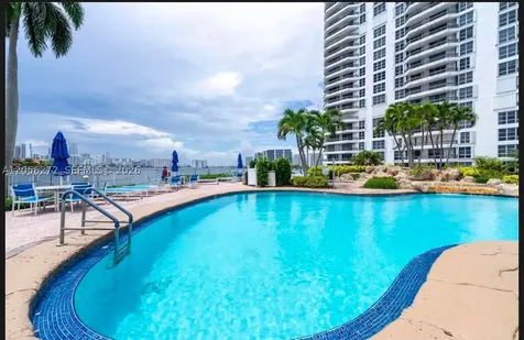 19101 NE 36th Court Aventura FL 33180
