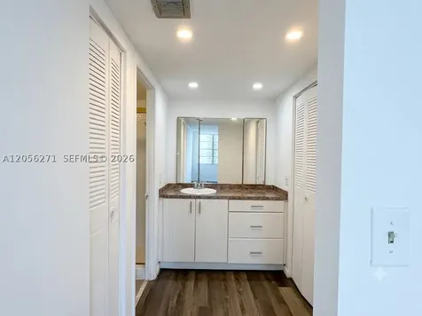 2025 NE 164 Street North Miami Beach FL 33162