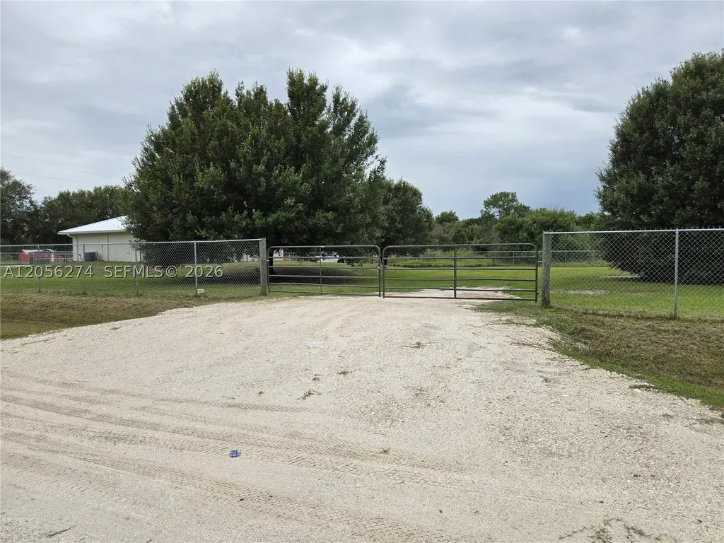 369 Horse Club Avenue Other City - In The State Of Florida FL 33440