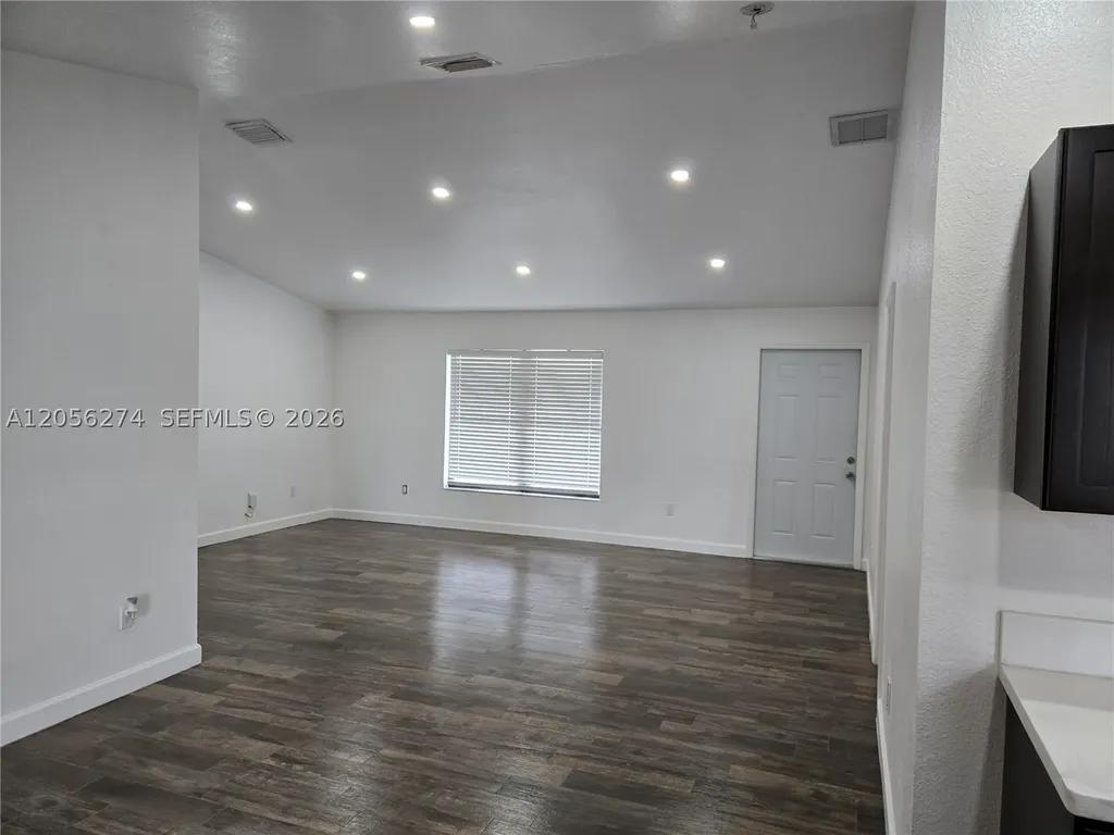 369 Horse Club Avenue Other City - In The State Of Florida FL 33440