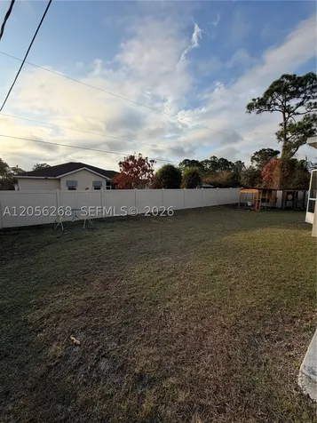 383 Hanford Road SW Palm Bay FL 32809