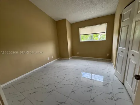 3441 NW 44th Street Oakland Park FL 33309