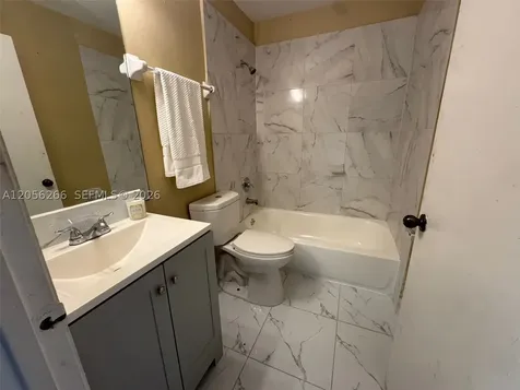 3441 NW 44th Street Oakland Park FL 33309