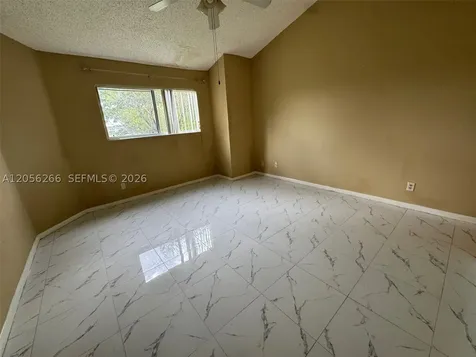 3441 NW 44th Street Oakland Park FL 33309