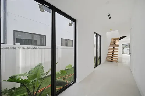 17 SE 12th Avenue Fort Lauderdale FL 33301