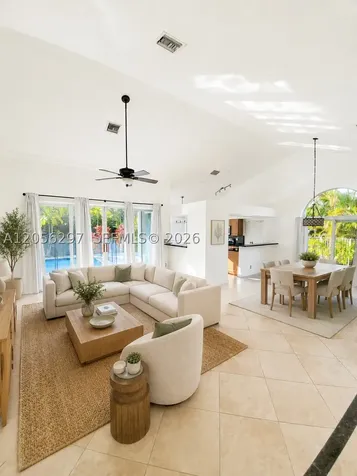 569 Spinnaker Weston FL 33326