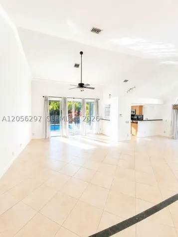 569 Spinnaker Weston FL 33326